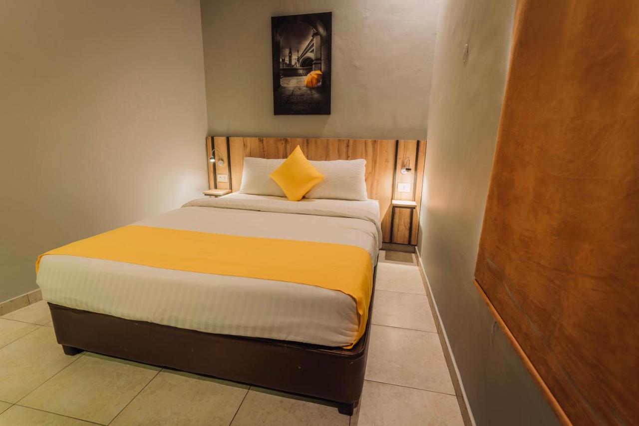 Baden Hotel Suites อัมมาน ภายนอก รูปภาพ